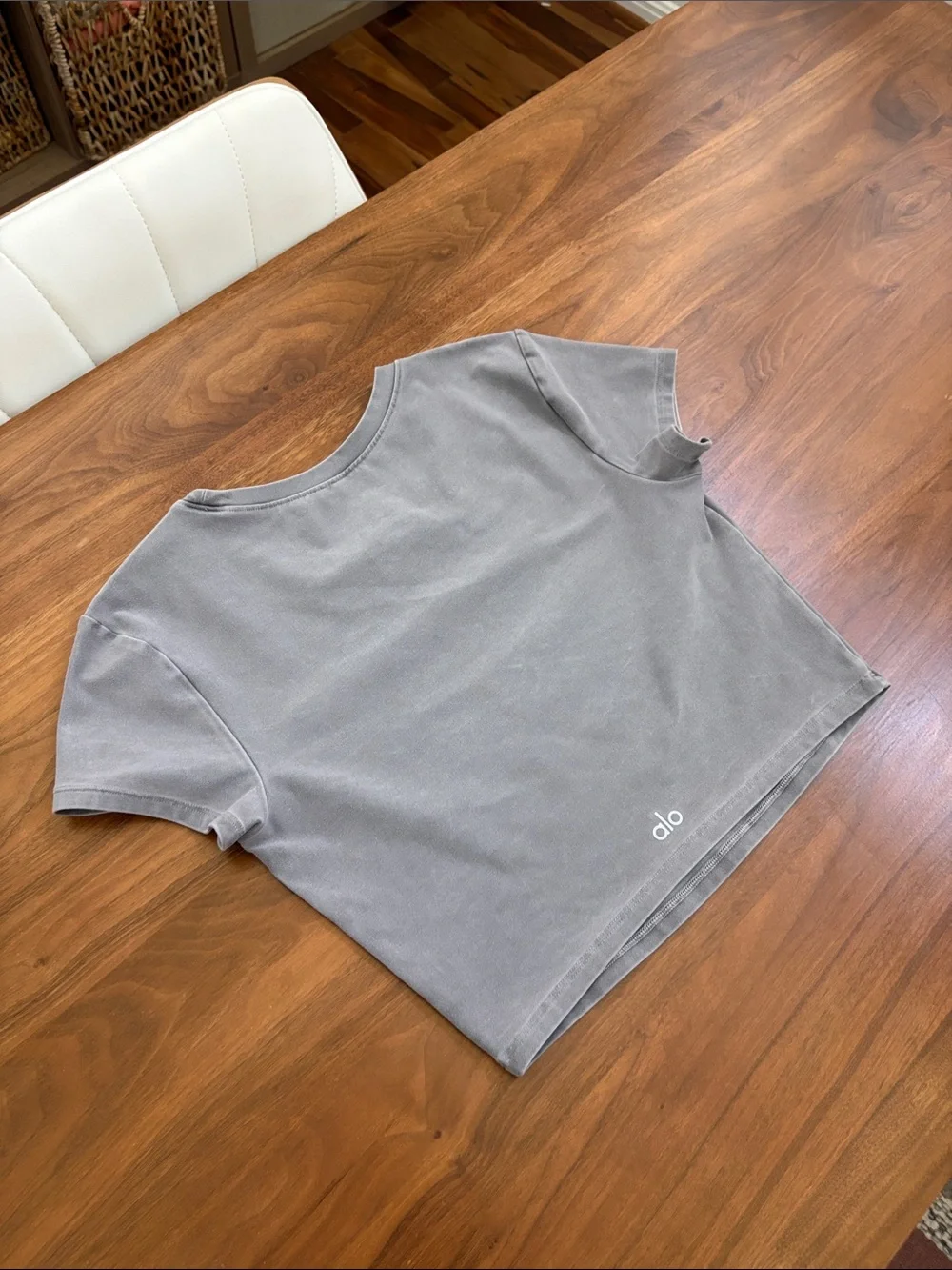 Alo Yoga Washed Alosoft Crop Finesse Short Sleeve shirt cool grey wash Size XS